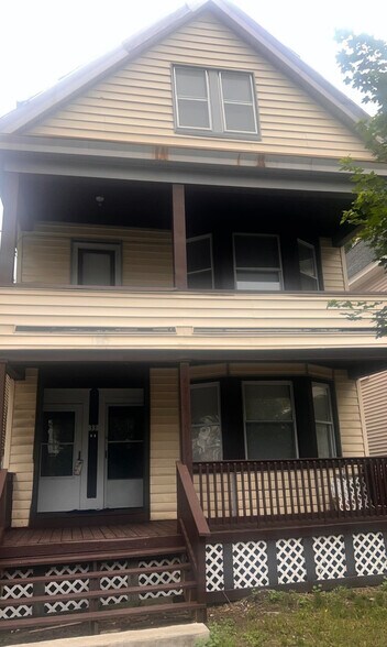 Building Photo - 33 Morris St