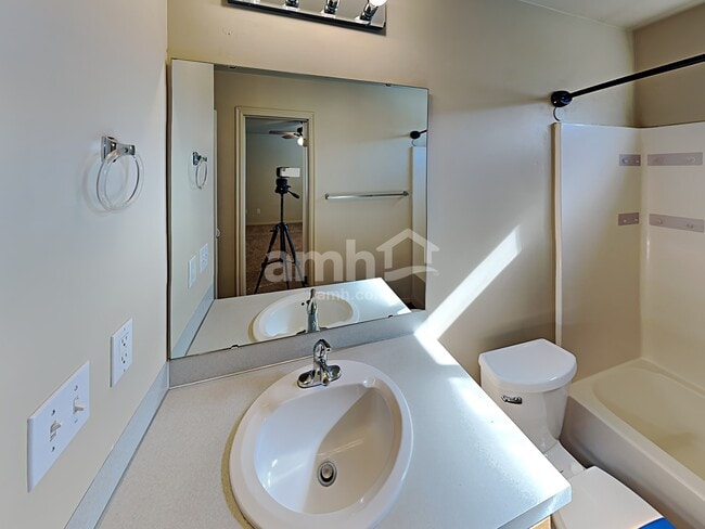 Building Photo - 4151 W 5400 S