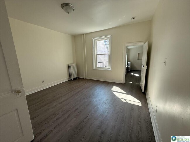 Building Photo - 204 N Ninth St