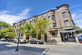 Building Photo - 3 bedroom in Chicago IL 60613