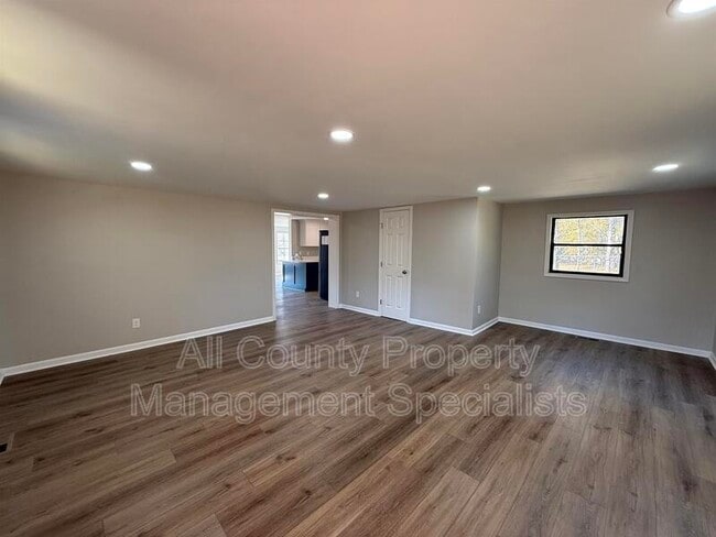 Building Photo - 1055 Motley Rd