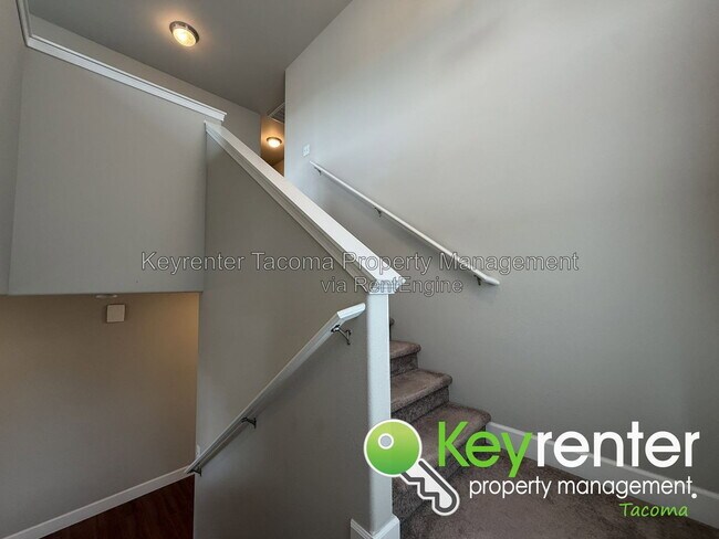 Building Photo - 5901 Alaska Ct