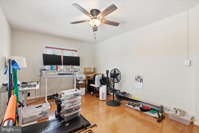 Building Photo - 3260 Gunston Rd