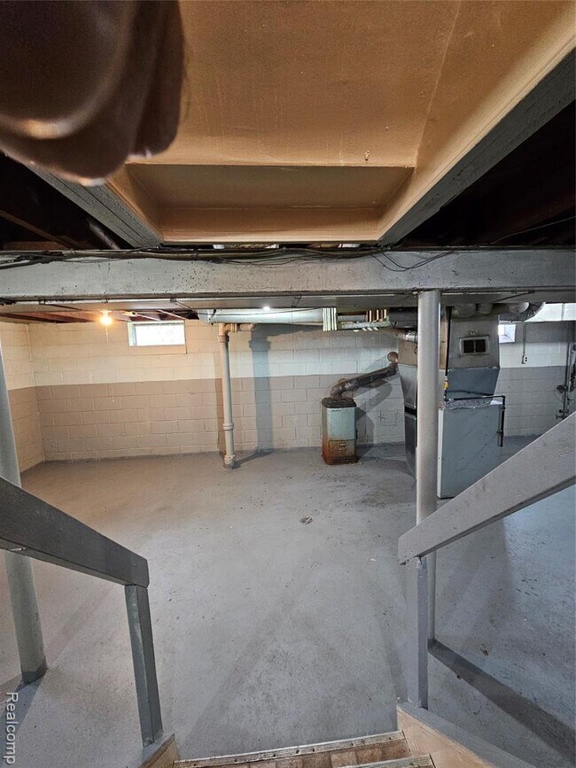 Building Photo - 11764 Beaconsfield St