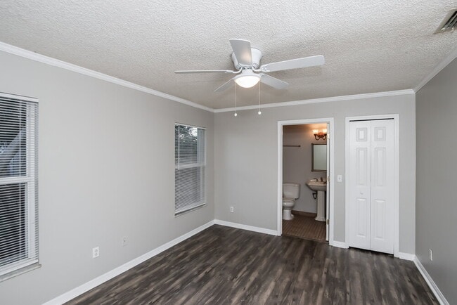 Building Photo - 108 Osceola Ave