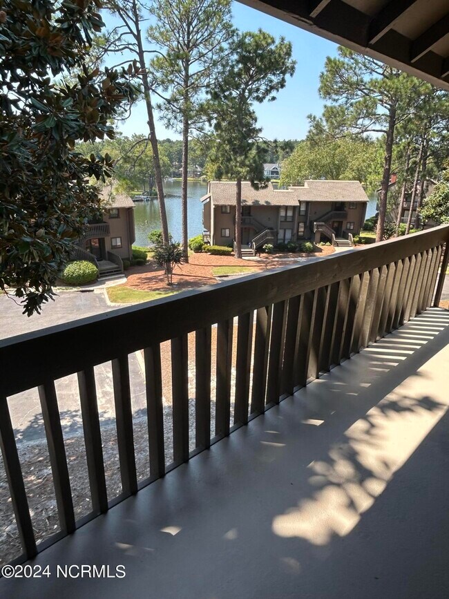 Building Photo - 250 Sugar Gum Ln