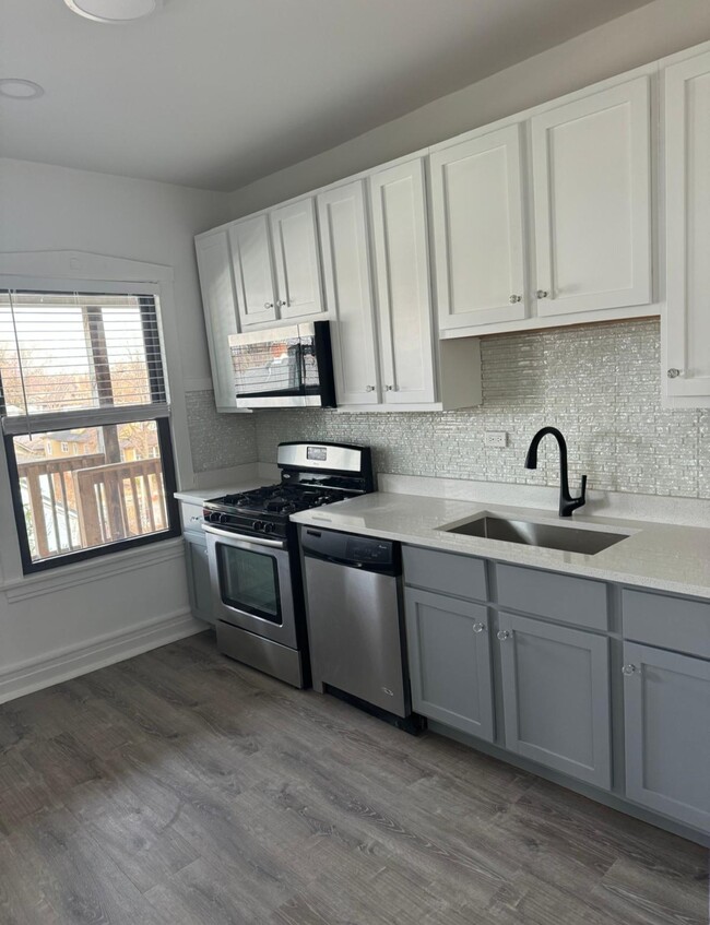 All newly remodeled kitchen - 806 Carpenter Ave