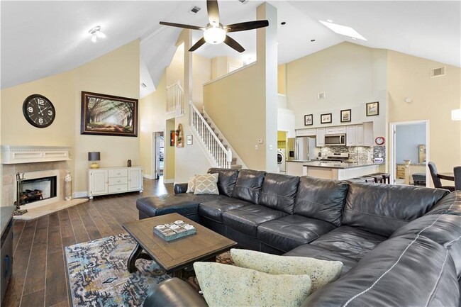 Building Photo - 8203 Miller Falls Dr