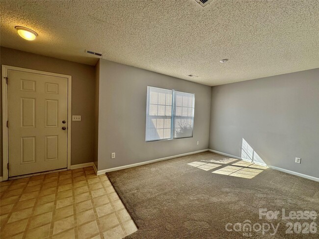 Building Photo - 5787 Dove Point Dr SW