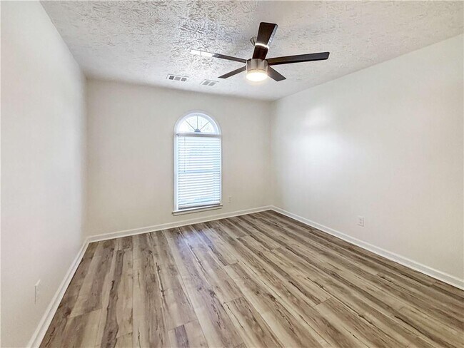 Building Photo - 4406 Singletree Way