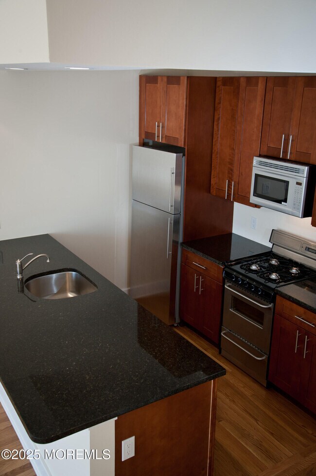 Building Photo - 550 Cookman Ave