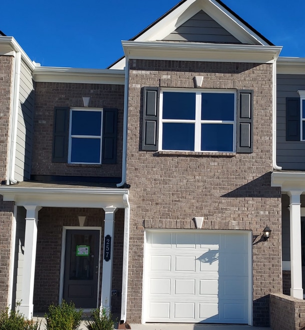 Building Photo - 257 Dupont Dr