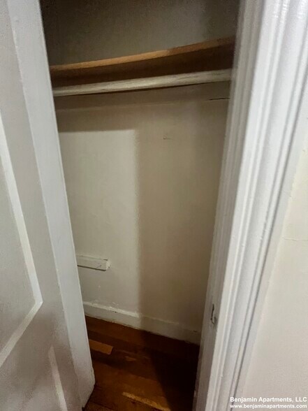 Building Photo - 120 Washington St