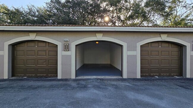 Primary Photo - 5021 Wiles Rd