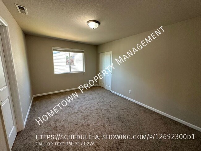 Building Photo - 3332 Juno Ct NE