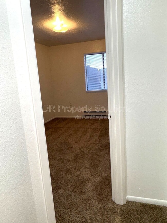 Building Photo - 3505 Tyson Pl NE