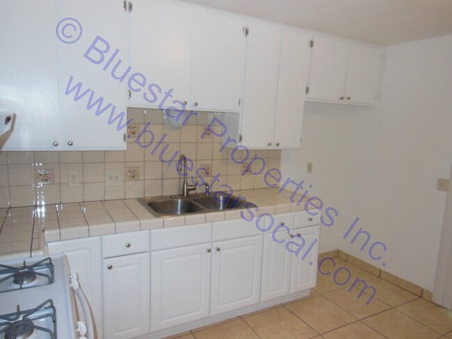 Building Photo - 12620 Kiowa Rd
