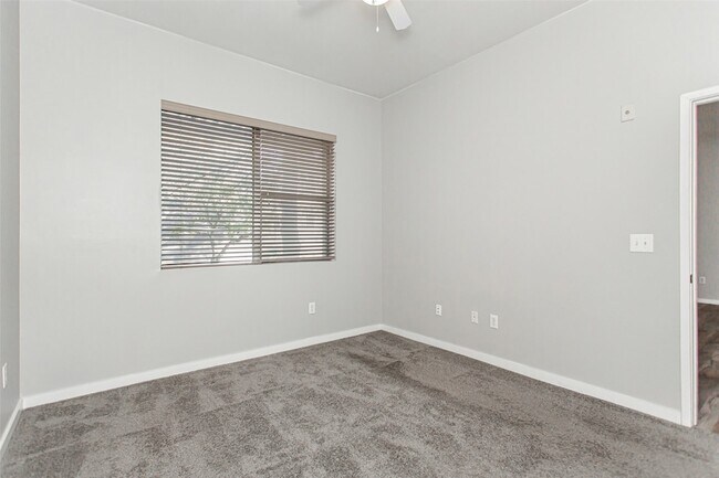 Building Photo - 3015 Bryan St