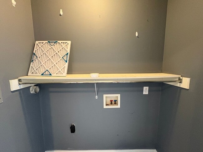 Building Photo - 1 bed, 1 bath for rent!