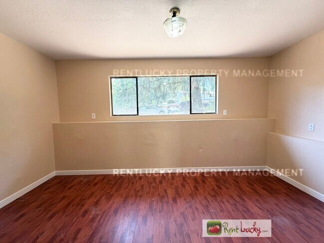 Building Photo - 2516 S 284th St