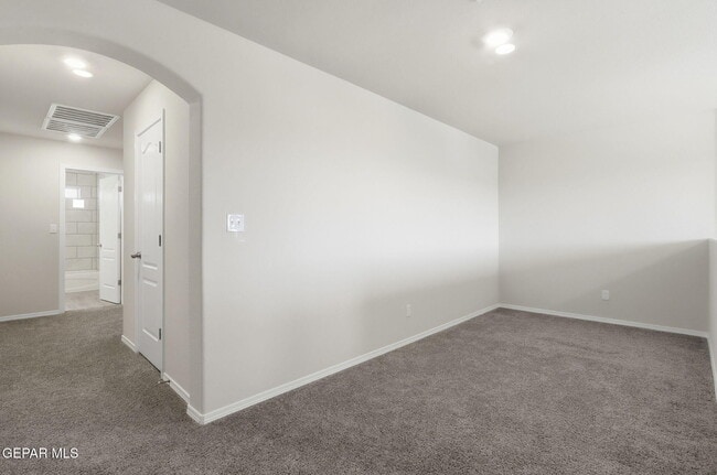 Building Photo - 12253 Desert Dove Ave