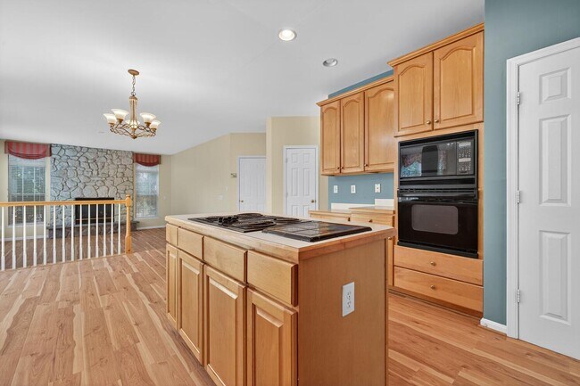 Building Photo - 12031 Arista Manor Way