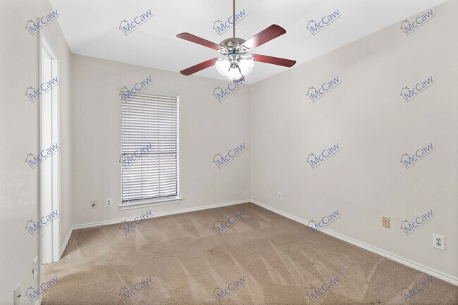 Building Photo - 4141 Hyer St