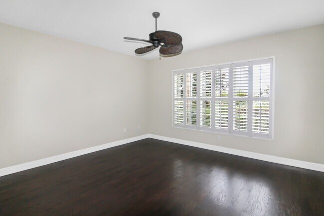 Building Photo - Sarasota National Annual Condo for Rent