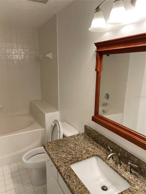 Building Photo - 5560 Metrowest Blvd