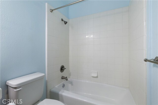 Building Photo - 1023 Southwood Dr