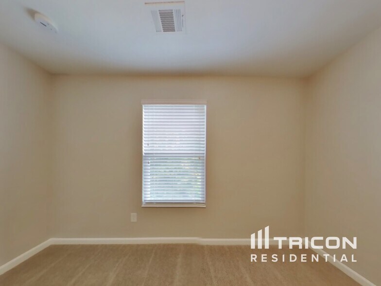 Building Photo - 10 Moonrise Crossing