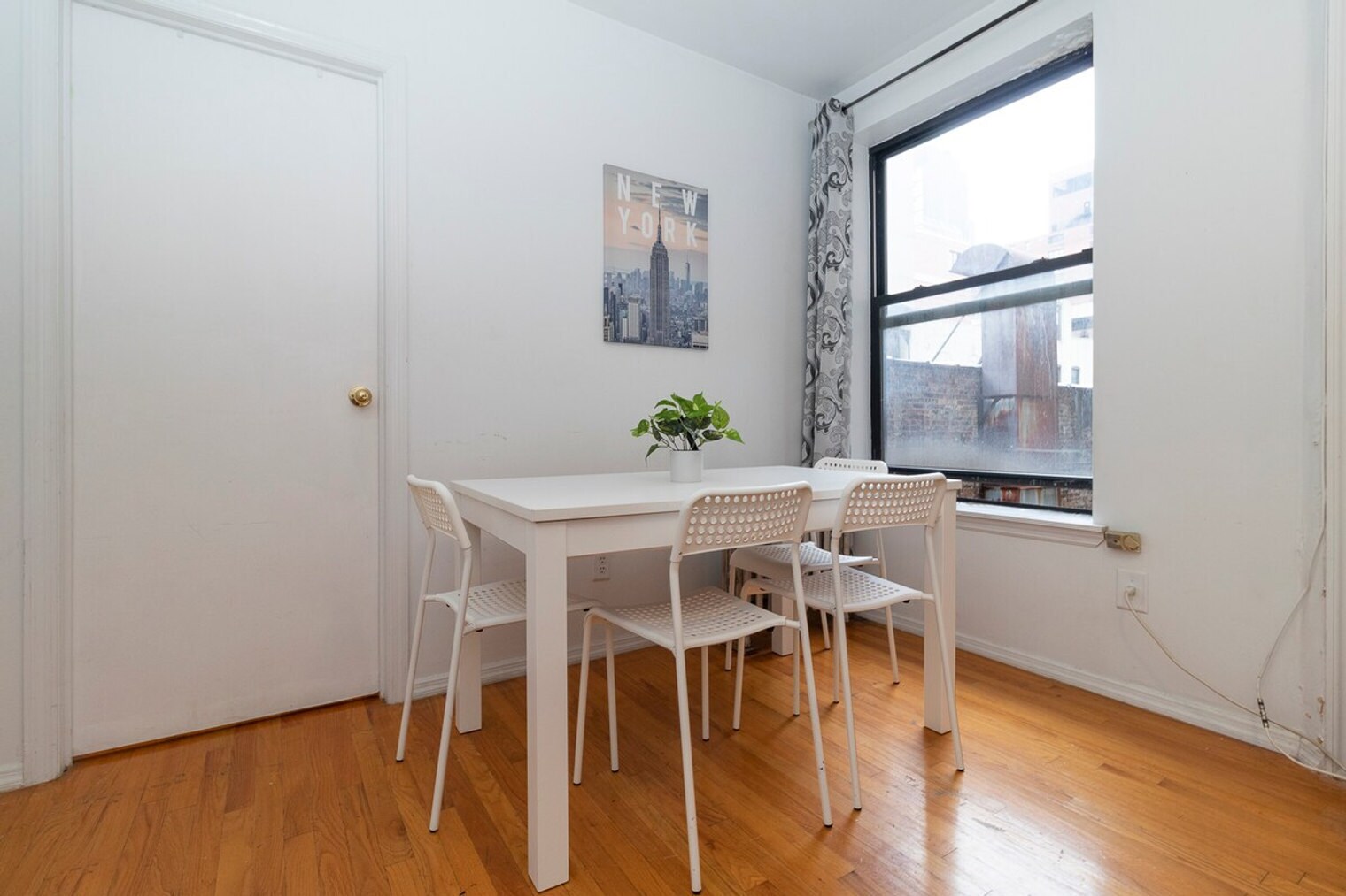 Building Photo - 1794 1st Ave