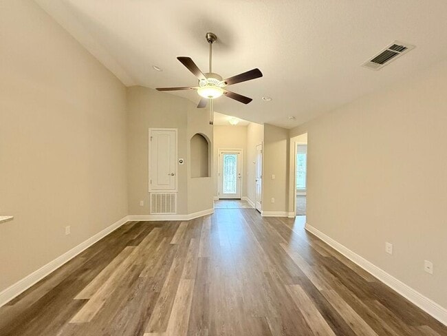 Building Photo - 5401 Harmony Ln