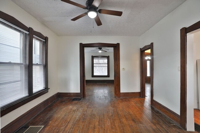 Building Photo - Incredible 6 Bedroom Home OSU Campus – Renovated, Spacious, and Move-In Ready!