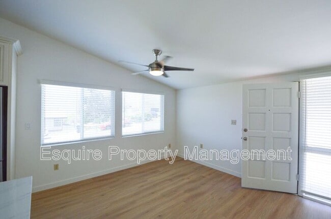 Building Photo - 285 Grandview Cir