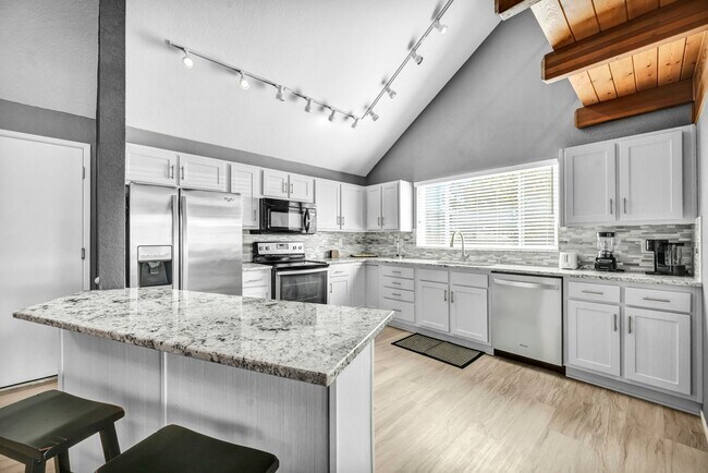 Building Photo - FULLY FURNISHED HOME in a PEACEFUL RANCH-STYLE SETTING with MOUNTAIN VIEWS & MODERN UPGRADES IN S...