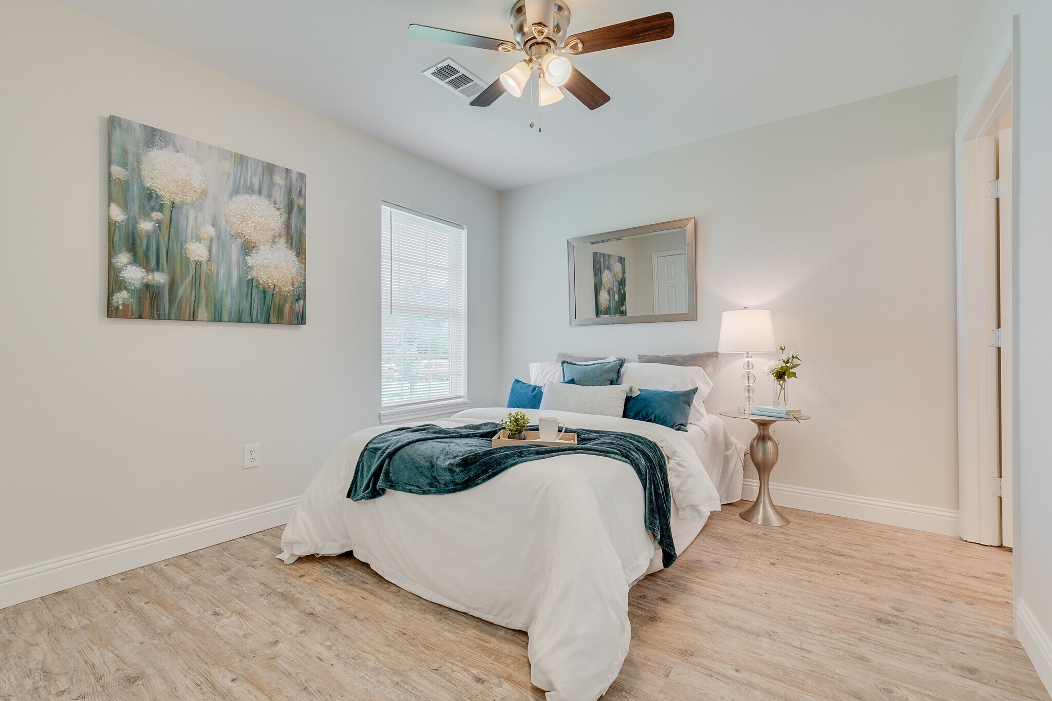 Building Photo - 380 Railroad Ave