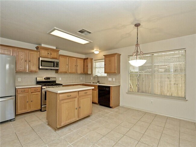 Building Photo - 13428 Tamayo Dr