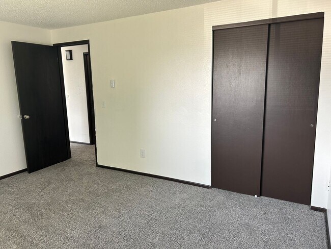 Building Photo - Fantastic Opportunity To Call This Wonderful Property Home!!!