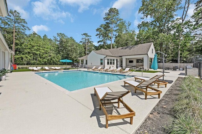 Building Photo - 33455 Buckshot Ln