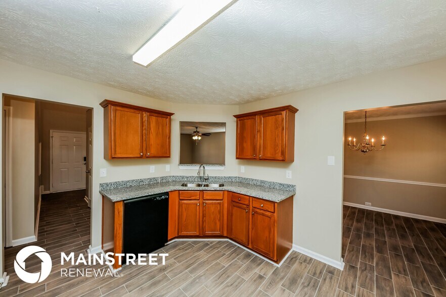 Building Photo - 5437 Somer Mill Rd