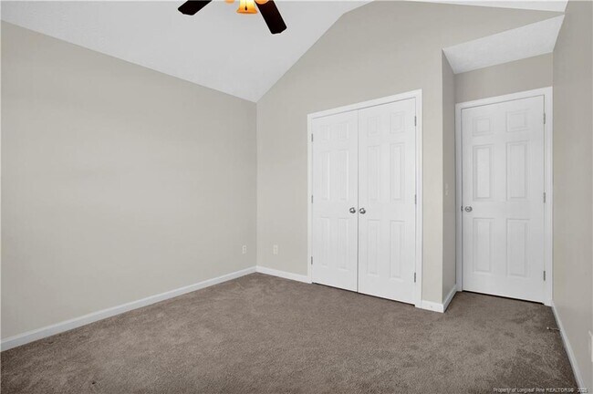 Building Photo - 1717 Kershaw Loop