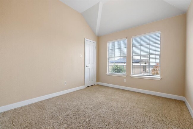 Building Photo - 15 Mountain Terrace Cove