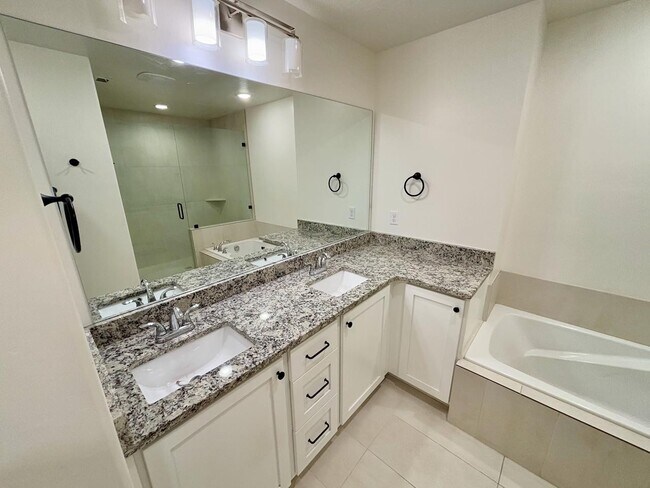 Building Photo - 638 E 360 S