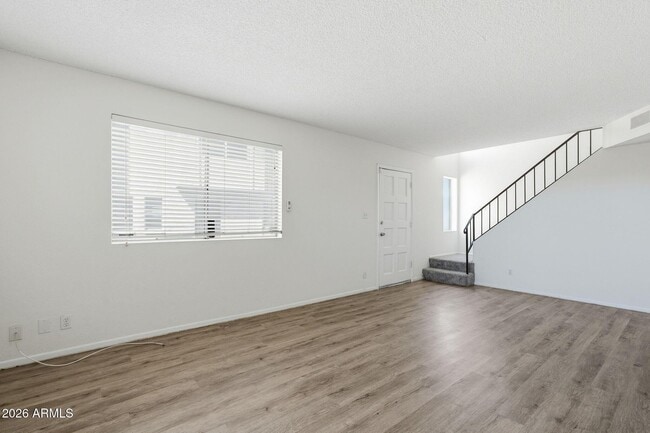 Building Photo - 1500 W Rio Salado Pkwy