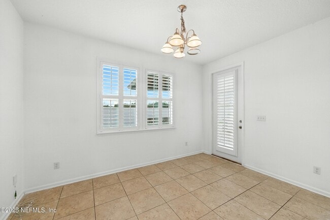 Building Photo - 1002 Wetland Ridge Cir