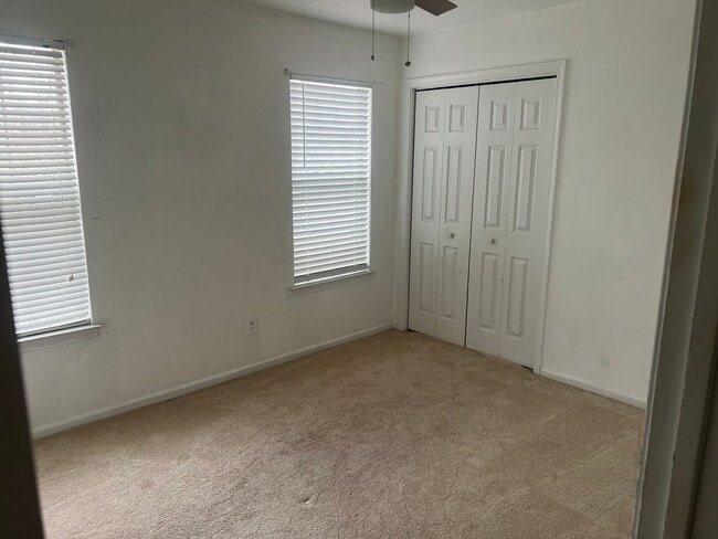 Building Photo - 100 Hillside Ave