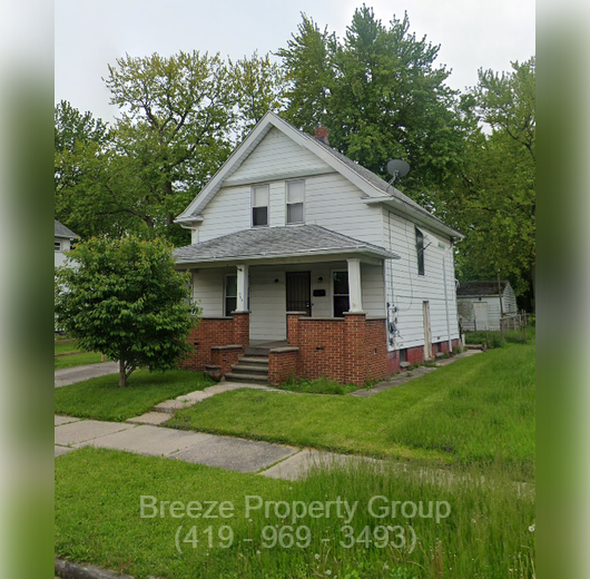 Building Photo - 713 Orchard St
