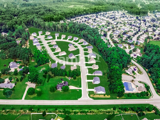 Building Photo - 3069 Day Flower Dr