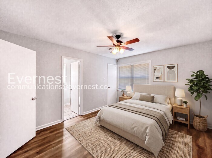 Building Photo - 8250 Chesterfield Dr